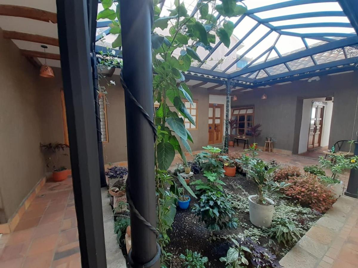 Hostal Suite Le Fabrique กูเอ็งกา ภายนอก รูปภาพ