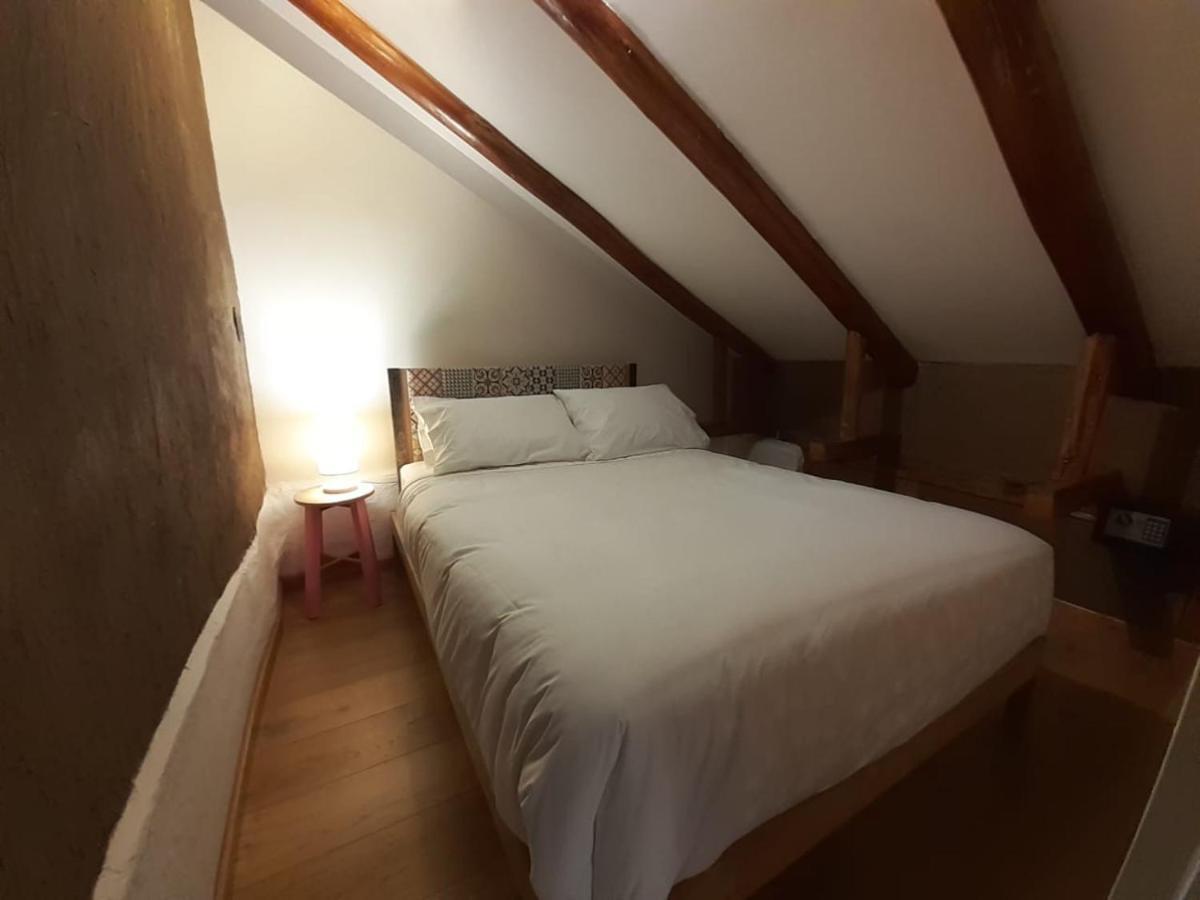 Hostal Suite Le Fabrique กูเอ็งกา ภายนอก รูปภาพ