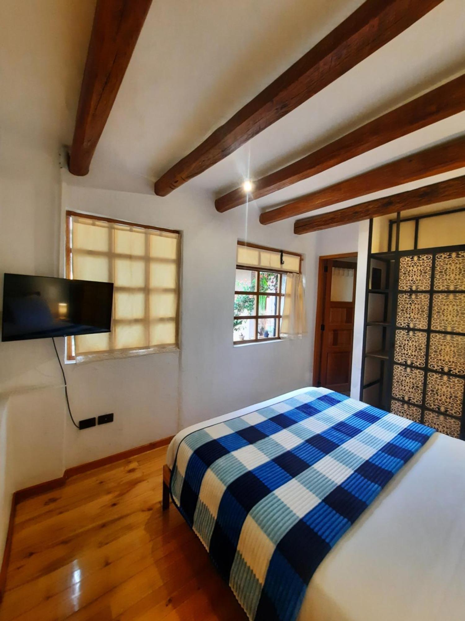 Hostal Suite Le Fabrique กูเอ็งกา ภายนอก รูปภาพ
