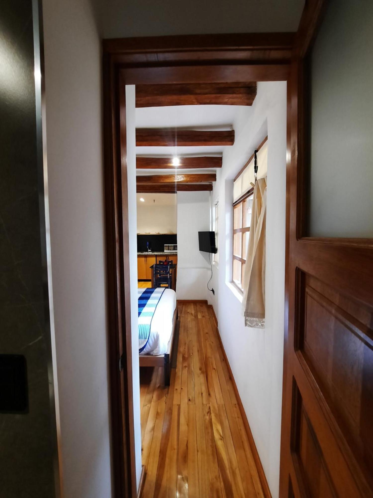 Hostal Suite Le Fabrique กูเอ็งกา ภายนอก รูปภาพ