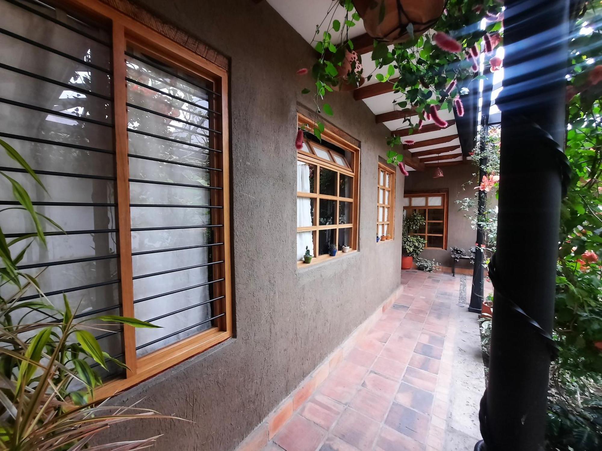 Hostal Suite Le Fabrique กูเอ็งกา ภายนอก รูปภาพ