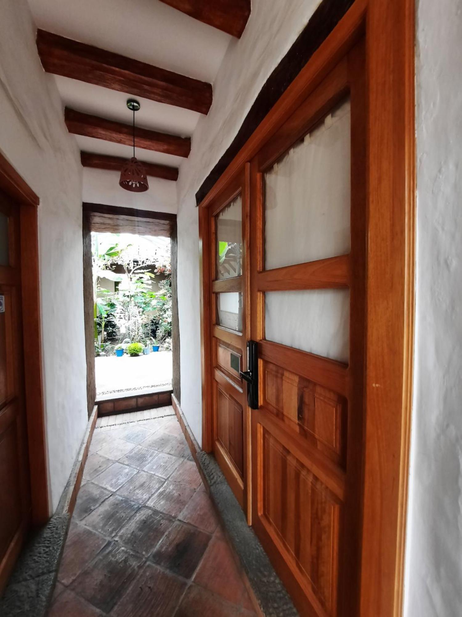 Hostal Suite Le Fabrique กูเอ็งกา ภายนอก รูปภาพ