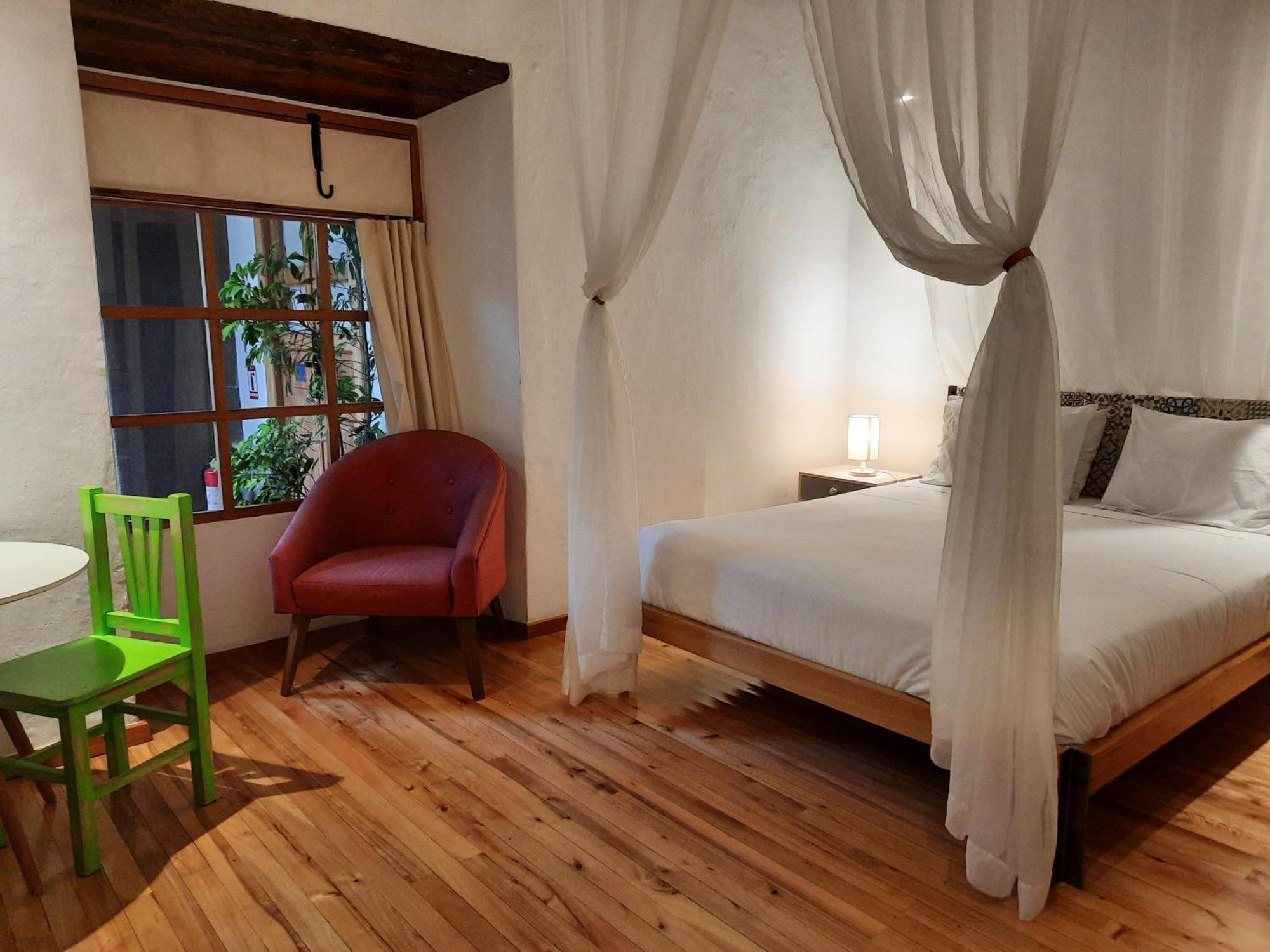 Hostal Suite Le Fabrique กูเอ็งกา ภายนอก รูปภาพ